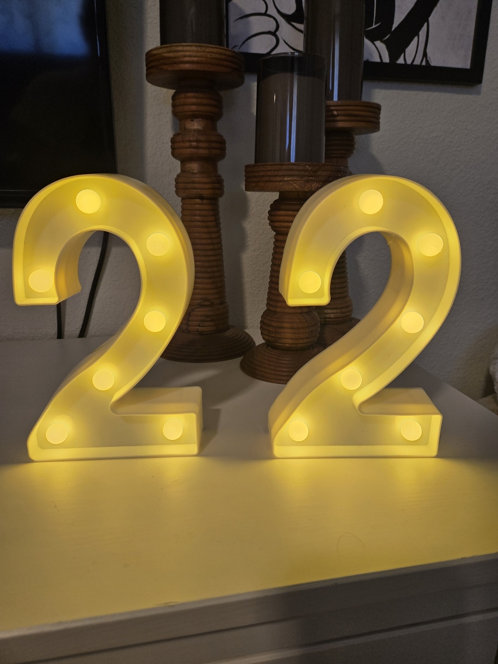 LED Marquee Number '2' Pair in Yellow – Decorative Party Numbers